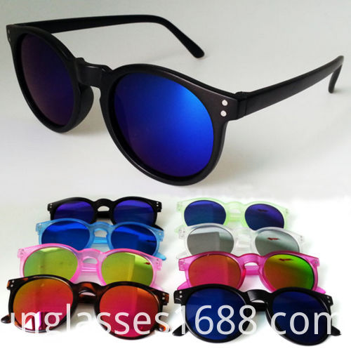 Este listado está para las gafas de sol de uno de los niños solamente This listing is for one Children's Sunglasses only